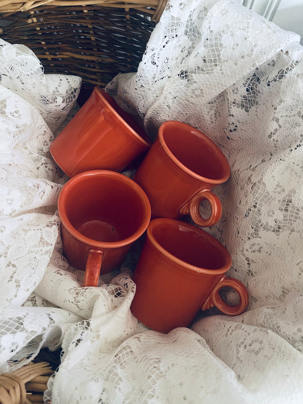 FIESTA WARE COFFEE MUGS PAPRIKA HOMER LAUGHLIN Set of 4 CONTEMPORARY - Vintage Treasures1955