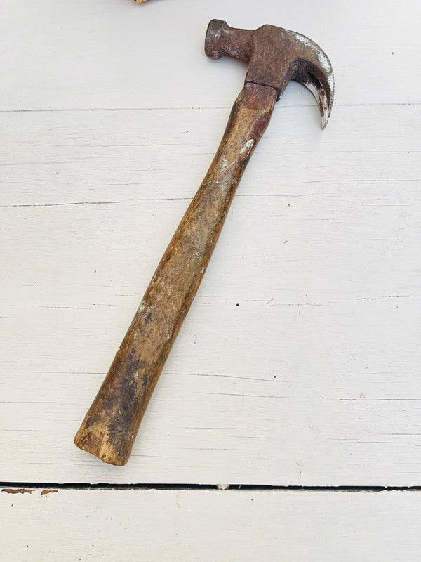 Vintage antique Carpenters claw hammer￼