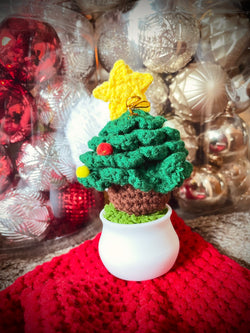 Adorable Crocheted Christmas Tree with Ornaments