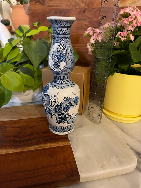 Japan decorative blue – white vase, flowers bud vase E- 5206 - Vintage Treasures1955